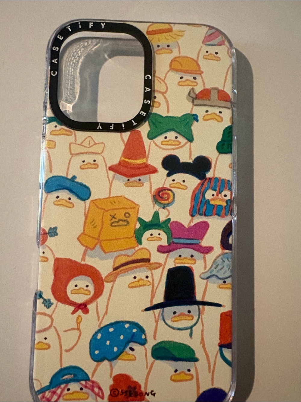 Caseify Printed Duck Pattern iPhone 16
